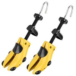 Eachway two-way shoe stretcher